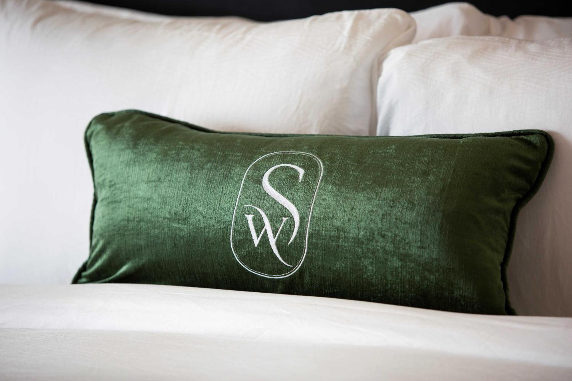 The Swiftwater Hotel Exterior photo