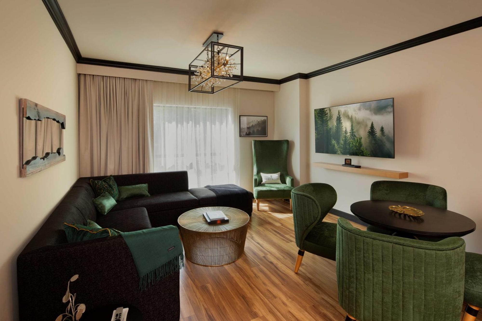 The Swiftwater Hotel Exterior photo